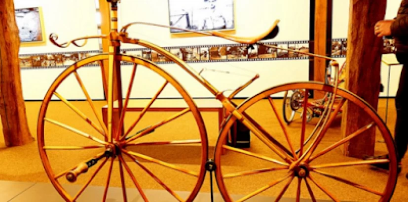 Πώς έμοιαζε το πρώτο ποδήλατο που ήρθε στην Ελλάδα;